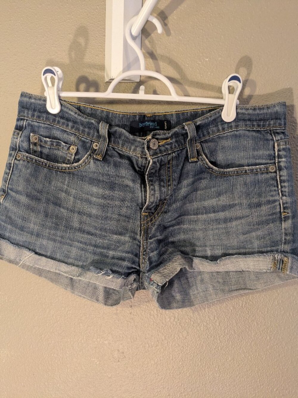 Levi's 513 Boyfriend denim shorts